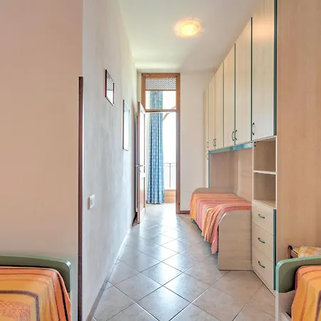 Wonderful Flat With Swimming Pool Lift And Garden * Gravedona
