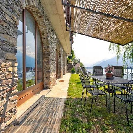 Wonderful Flat With Swimming Pool Lift And Garden * Gravedona
