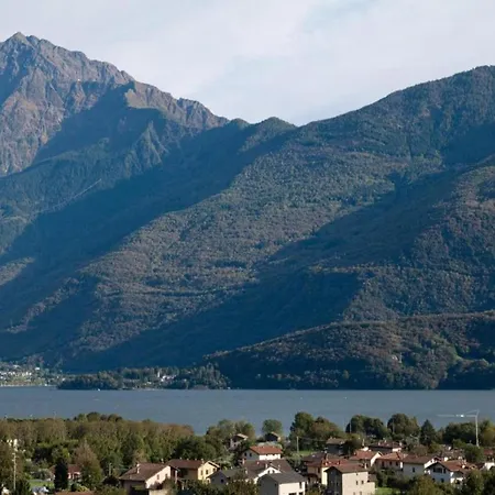 Wonderful Flat With Swimming Pool Lift And Garden Appartamento
